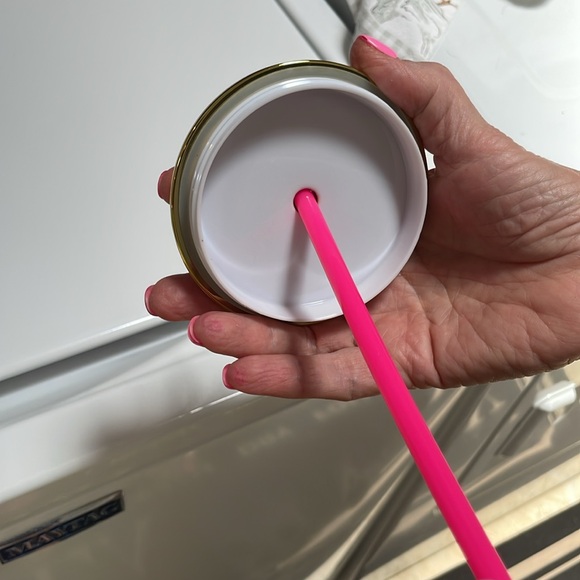 Lilly Pulitzer Disney Parks Collection X Minnie Mouse Tumbler, lid and straw. - Picture 8 of 9